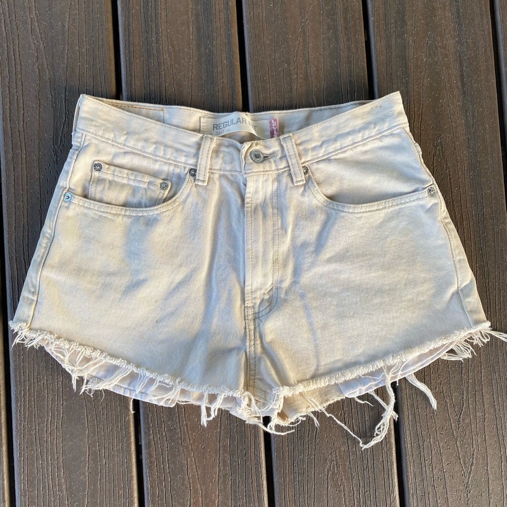 Levi’s distressed high waisted cut off jean shorts